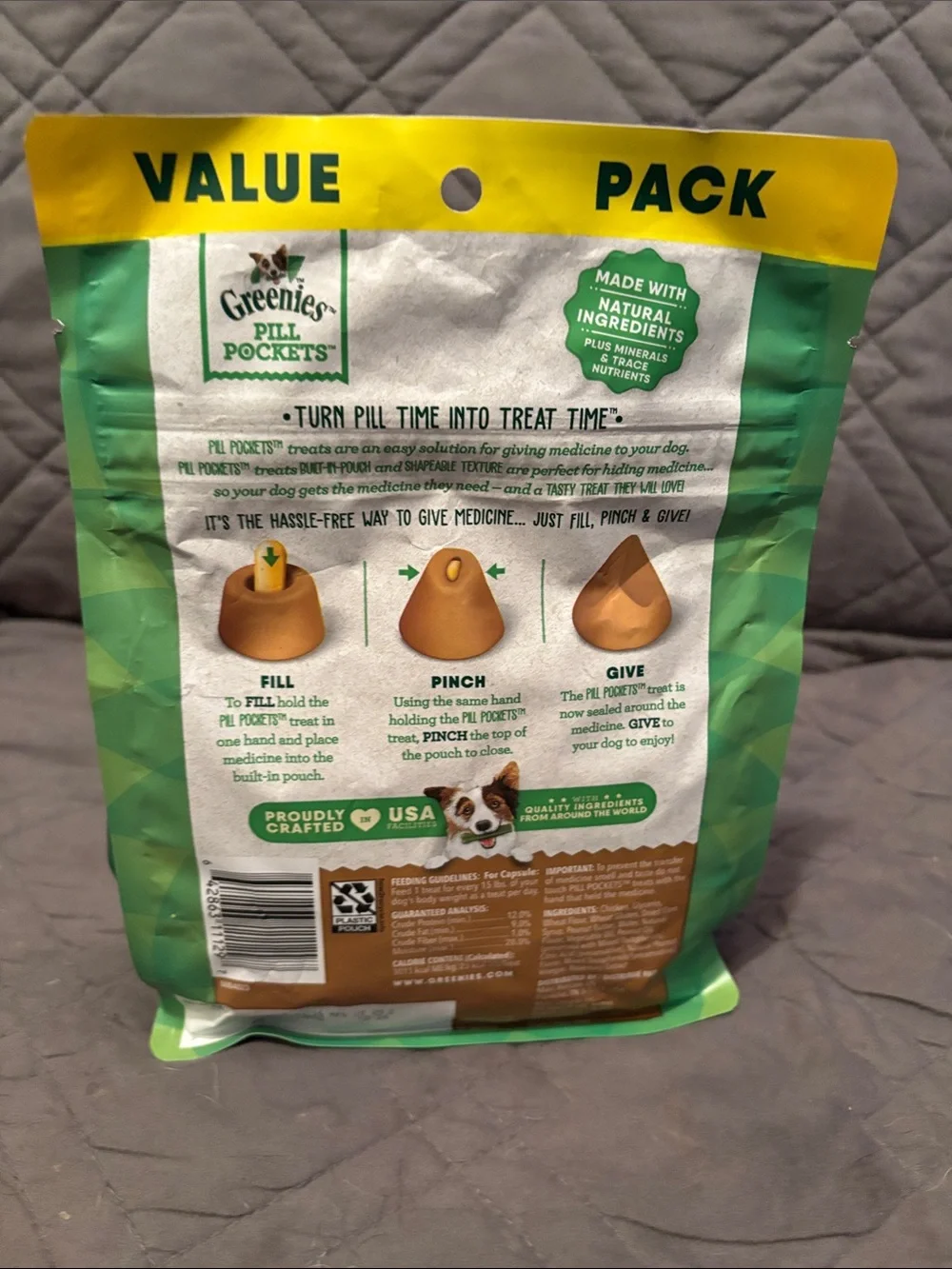 Pill Pockets Peanut Butter Flavor Soft Treats — Green/Brown